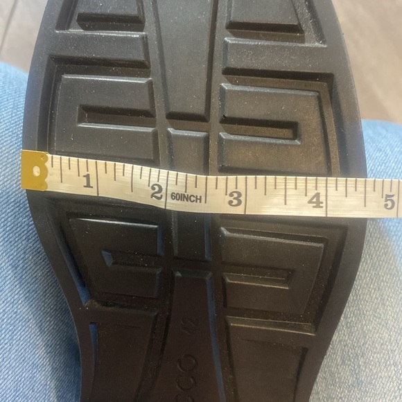 Ecco Black Leather Slip-On Loafers - Picture 10 of 14